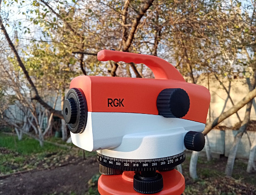 Комплект 3в1: нивелир RGK C-32 + штатив, рейка 5м